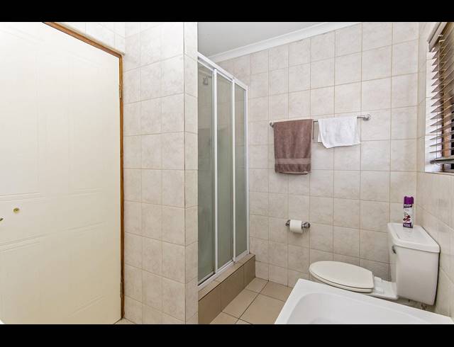 3 BEDROOM DUPLEX TO LET IN RADIOKOP